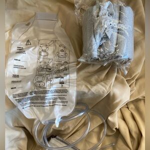 Never used (3) Frida Mom Postpartum Recovery Kit